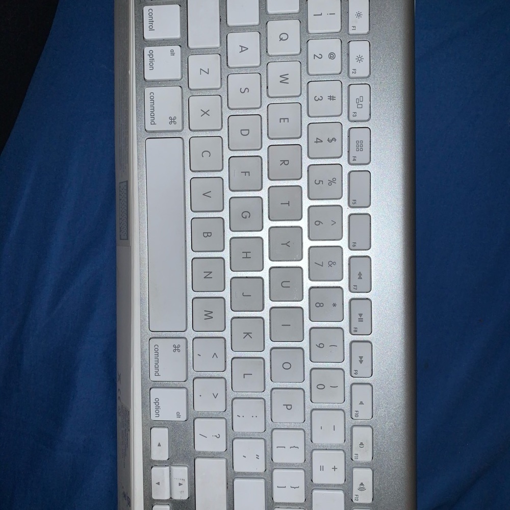 Apple Wireless Bluetooth Keyboard!